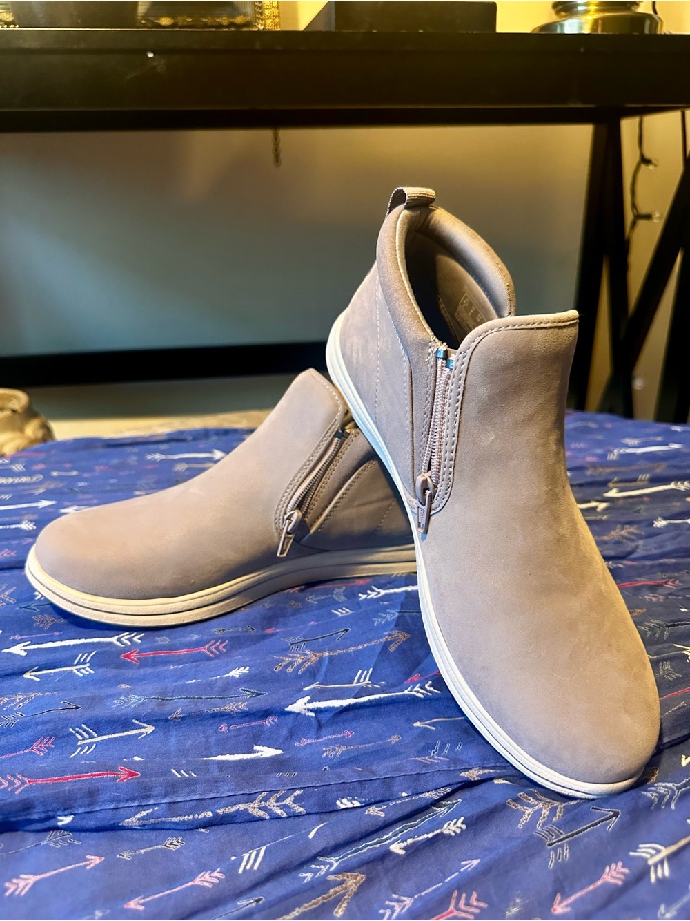 Clarks - Tan Slip-On Shoe - Breezy Clover Style